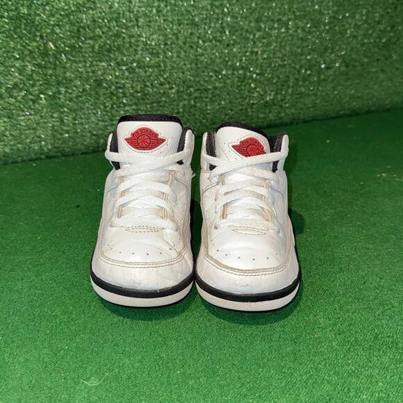 Nike Air Jordan 2 Retro Chicago 2022 White Black Red DQ8563-106 Toddler Size 7C - Picture 2 of 6